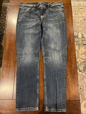 Red Ale by Alesbury - 34 x 32 Men's Slim Straight Jeans in Washed Blue